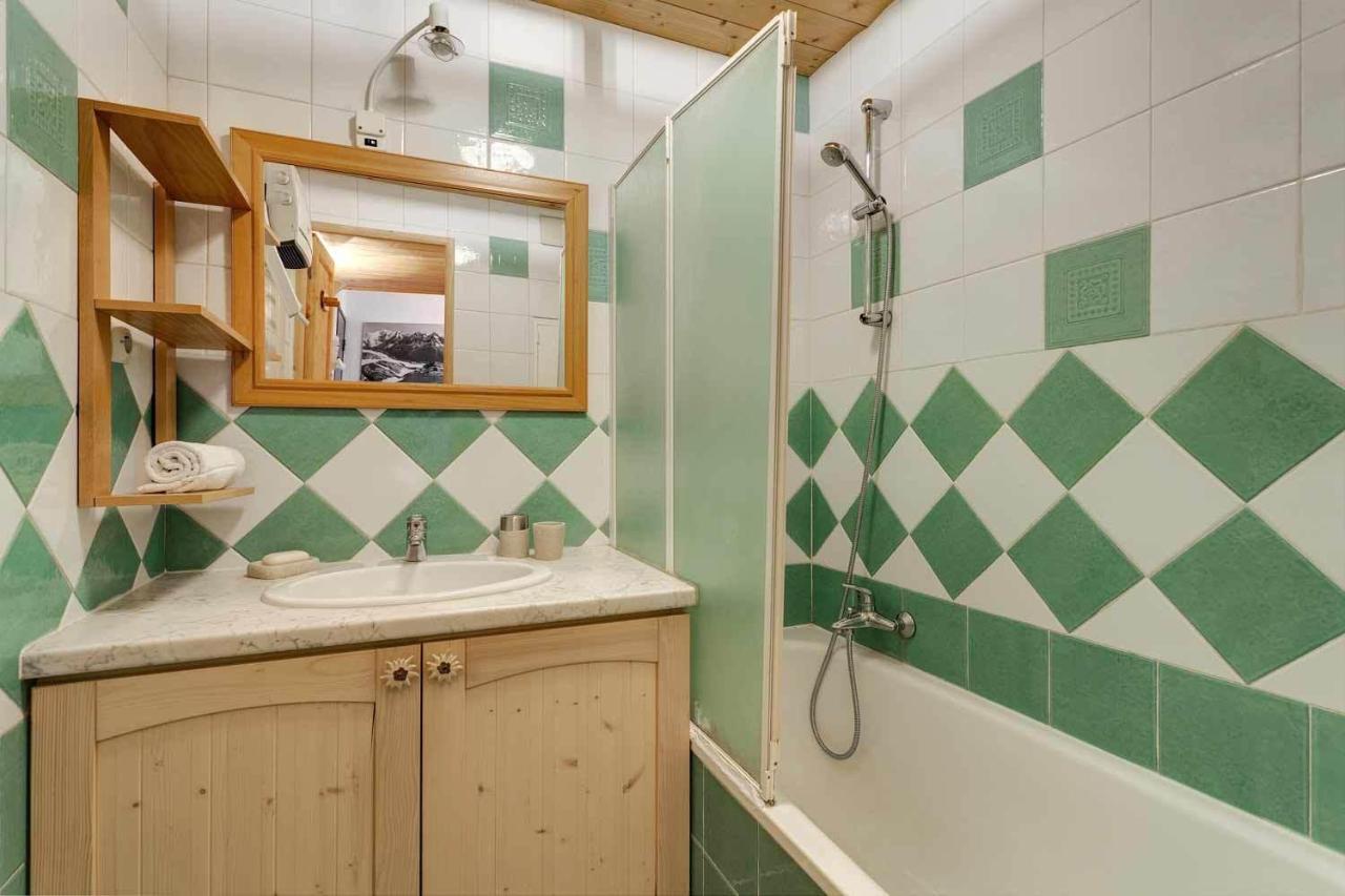 Apartment Lachenal - Alpes Travel - Alpes Travel - Central Chamonix - Sleeps 4 Экстерьер фото